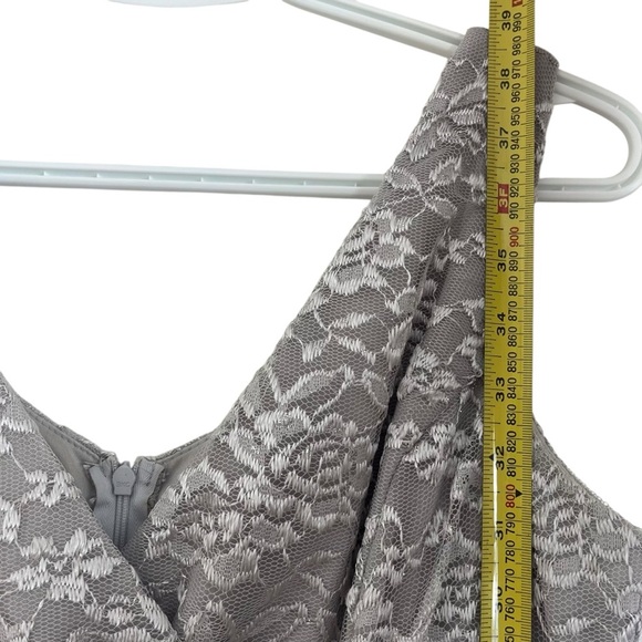 Silver Lace Chiffon Dress S Glam Formal Gown w/ Brooch Mother of the Bride Prom - Picture 8 of 16